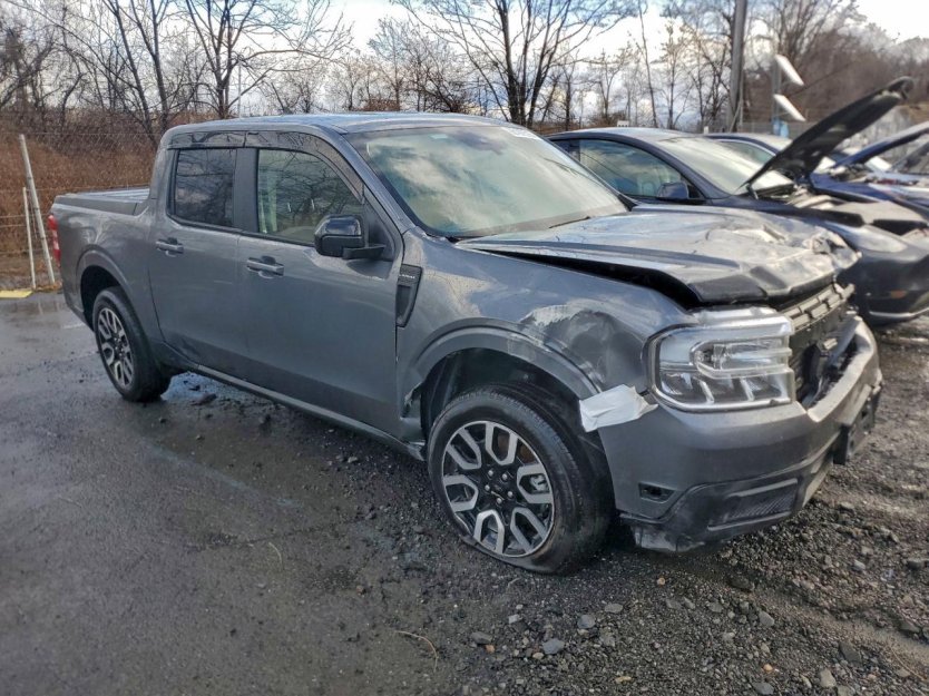 Salvage 2024 Ford Maverick Lariat