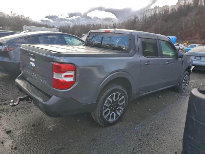 Salvage 2024 Ford Maverick Lariat