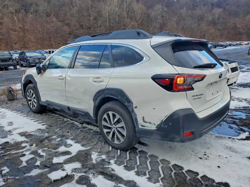 Salvage 2025 Subaru Outback 
