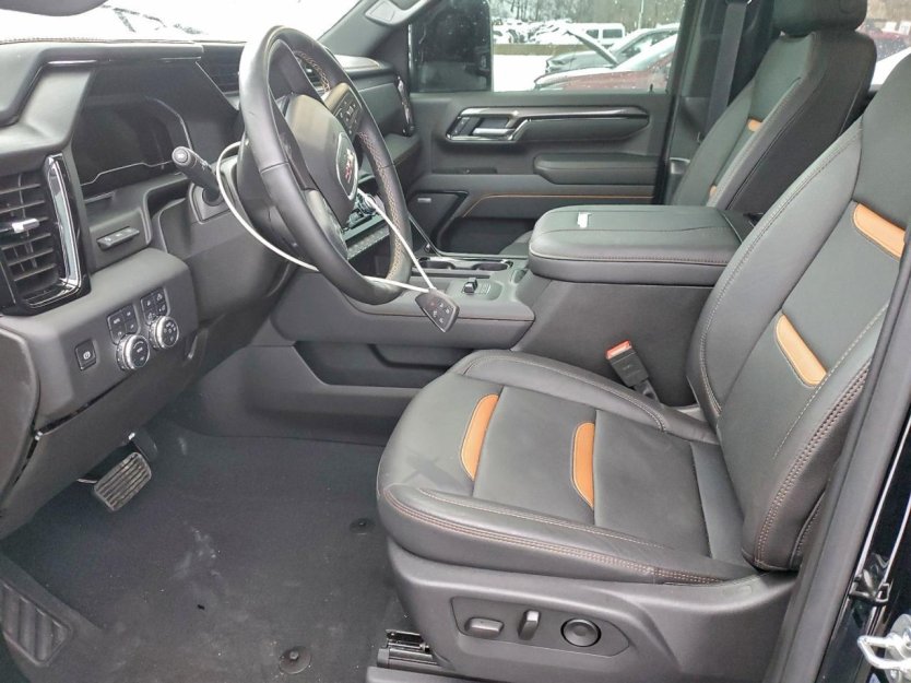 Salvage 2025 Gmc Sierra At4