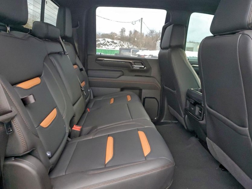 Salvage 2025 Gmc Sierra At4