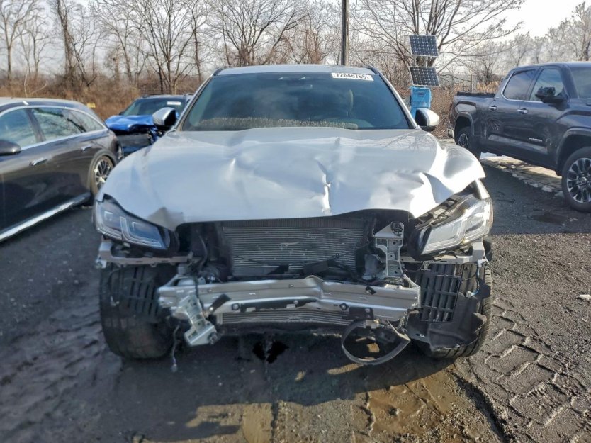 Salvage 2023 Jaguar F-pace S