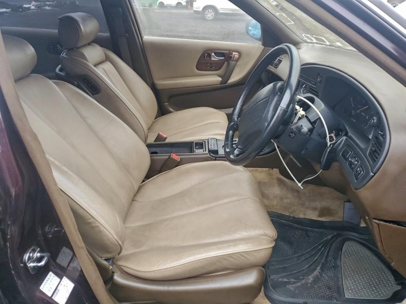 Salvage 1992 Nissan Presidente 