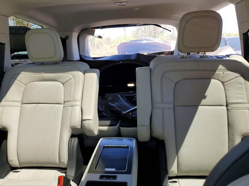 Salvage 2025 Lincoln Aviator Reserve