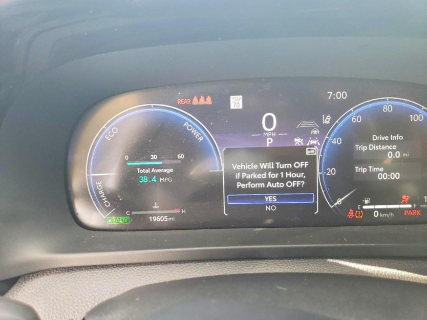 Salvage 2023 Toyota Crown Xle