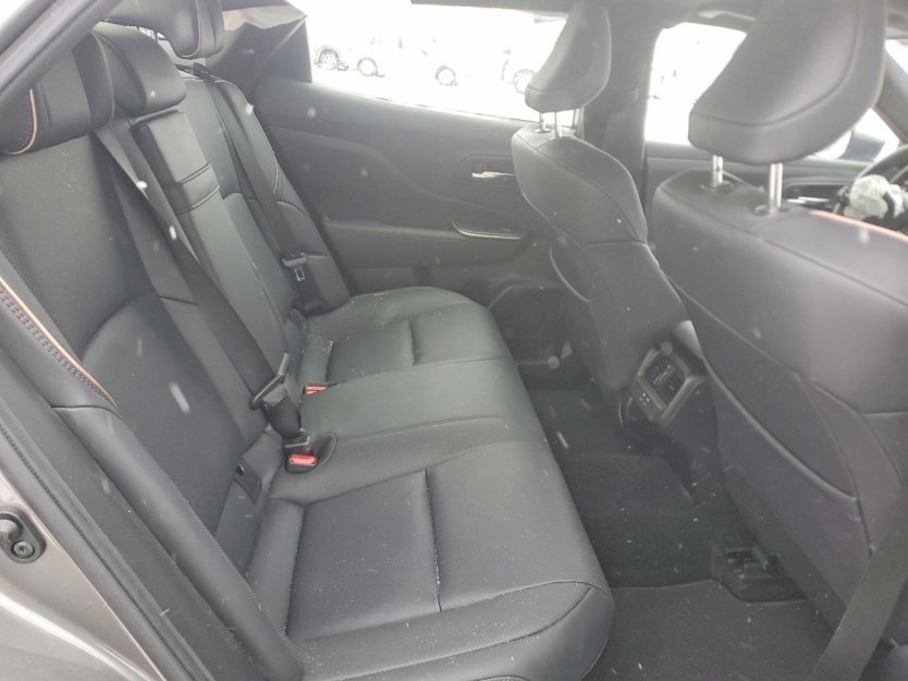 Salvage 2023 Toyota Crown Limited