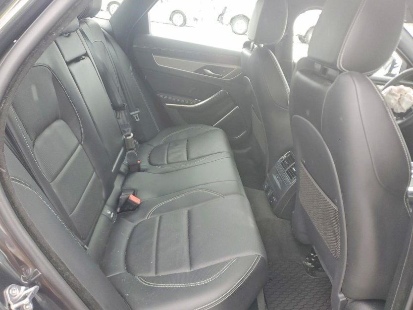 Salvage 2024 Jaguar Xf R-dynamic Se