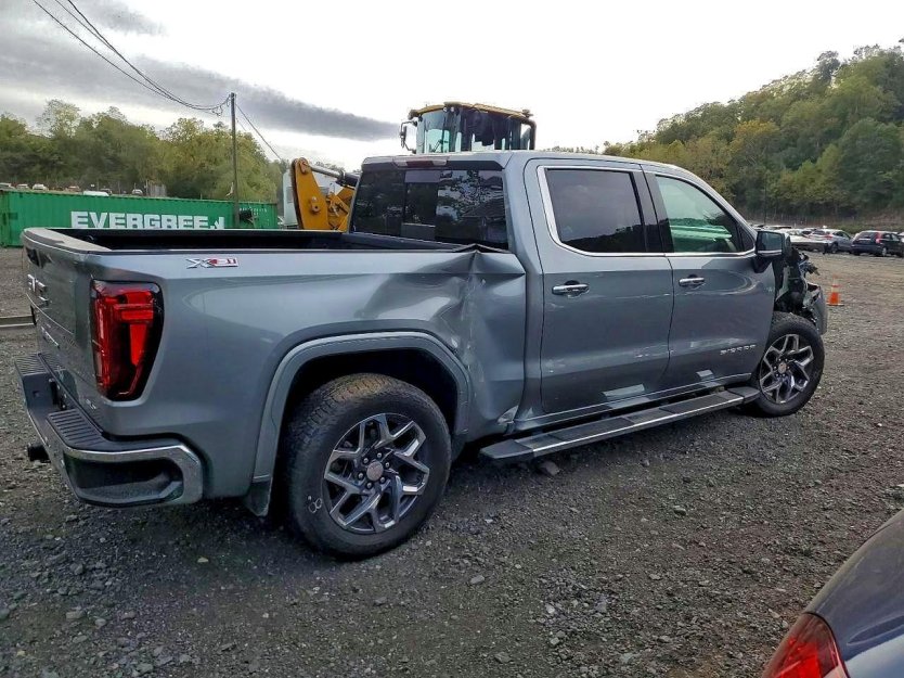 Salvage 2025 Gmc Sierra 