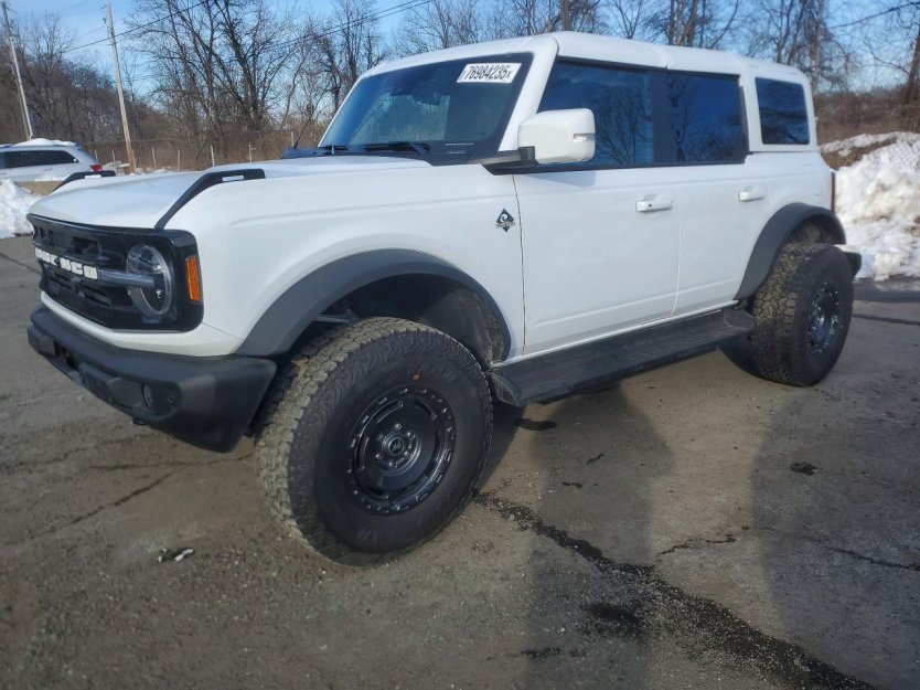 Salvage 2025 Ford Bronco Outer Banks