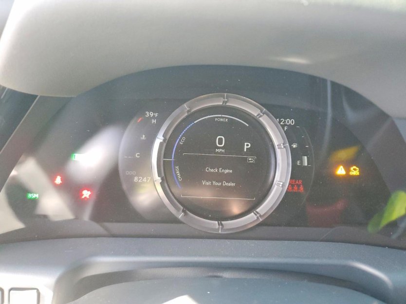 Salvage 2025 Lexus Es 300h Sport Handling