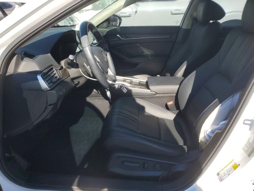 Salvage 2022 Honda Accord Touring Hybrid