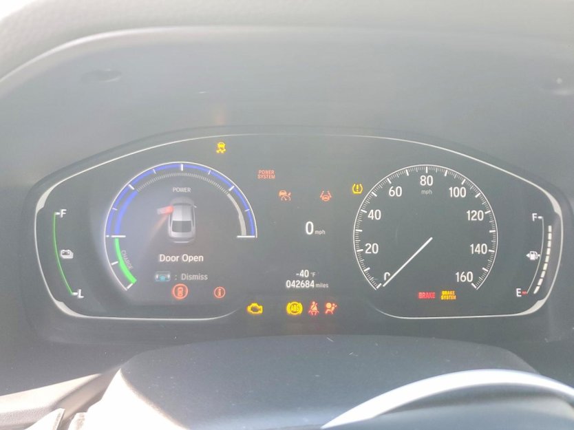 Salvage 2022 Honda Accord Touring Hybrid