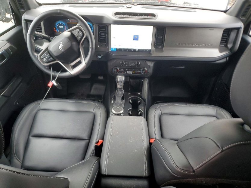 Salvage 2025 Ford Bronco Badlands