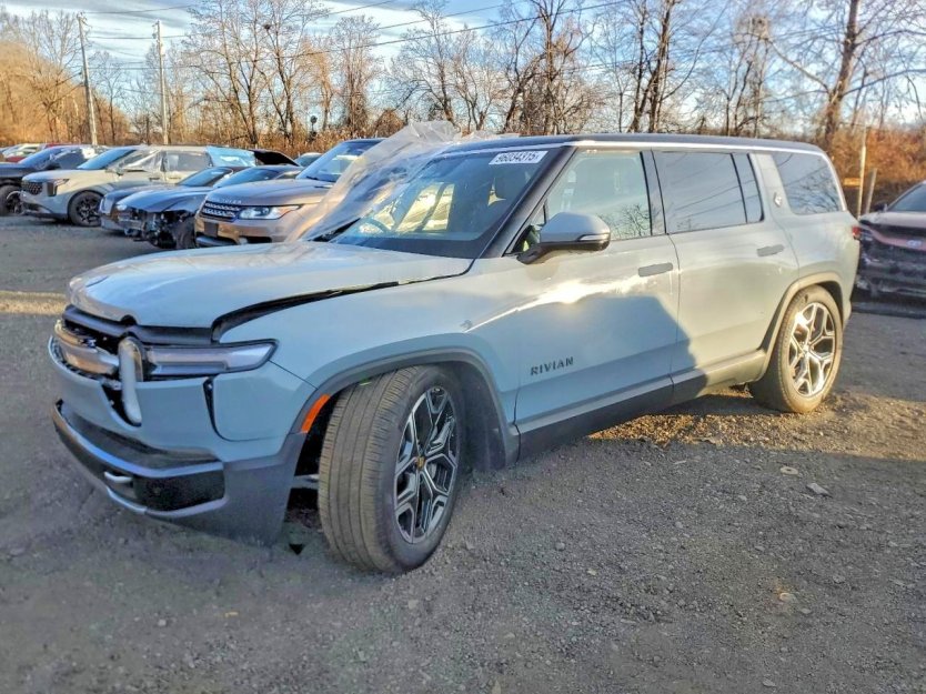 Salvage 2025 Rivian R1s Adventure