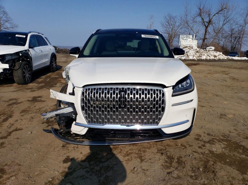 Salvage 2025 Lincoln Corsair Premiere