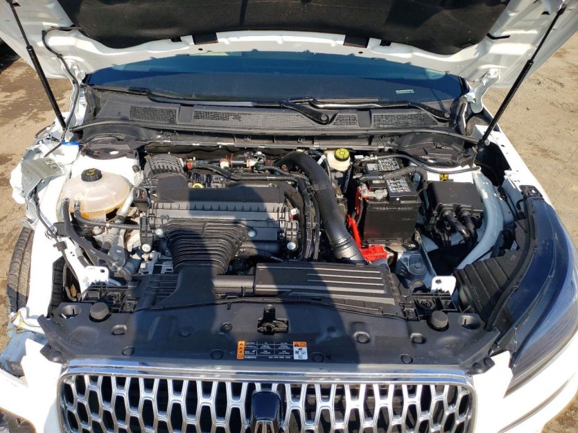 Salvage 2025 Lincoln Corsair Premiere