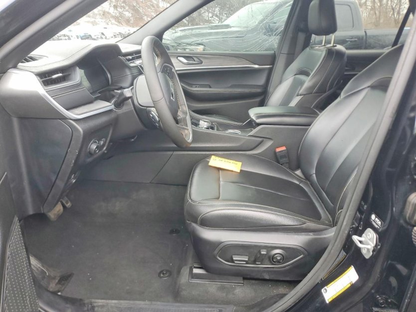 Salvage 2025 Jeep Grand Cherokee Limited