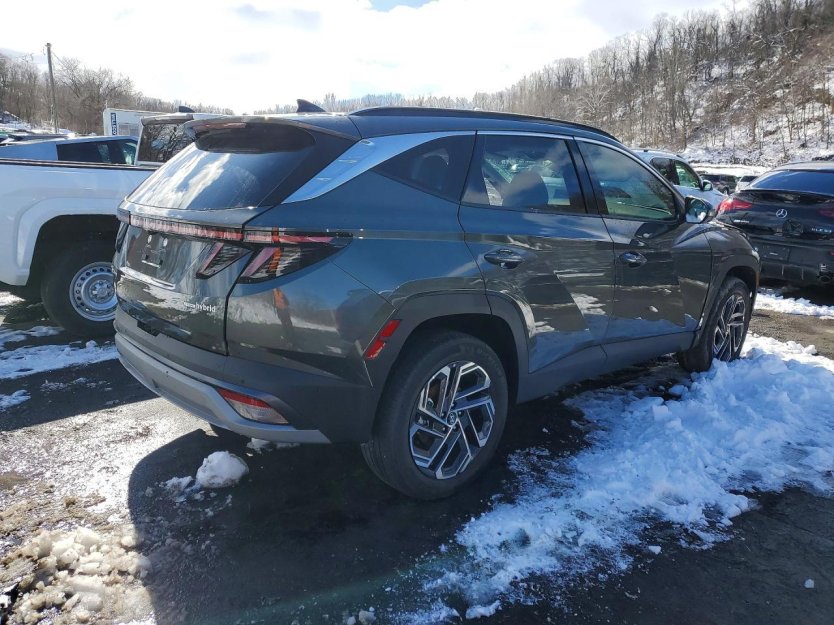 Salvage 2025 Hyundai Tucson Hybrid Limited