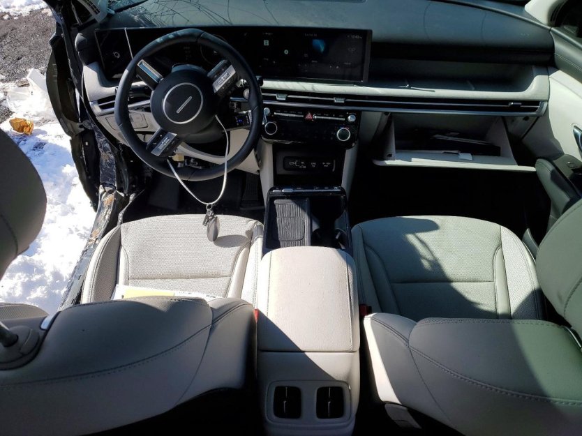 Salvage 2025 Hyundai Tucson Hybrid Limited