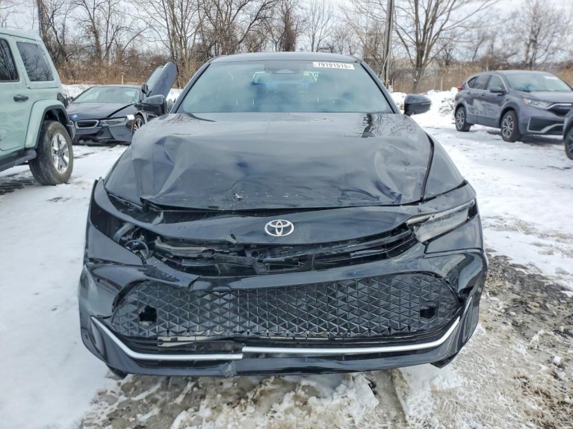 Salvage 2026 Toyota Crown Platinum