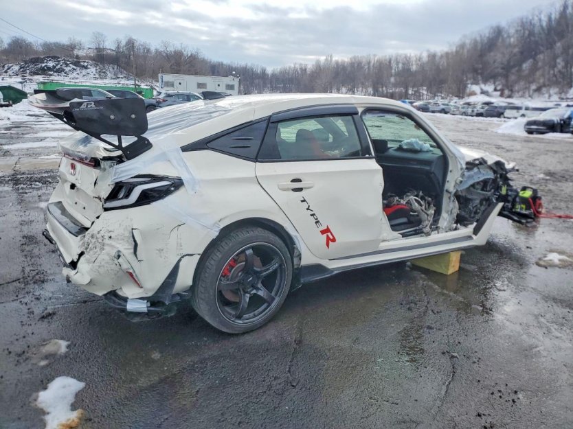 Salvage 2025 Honda Civic Type-r