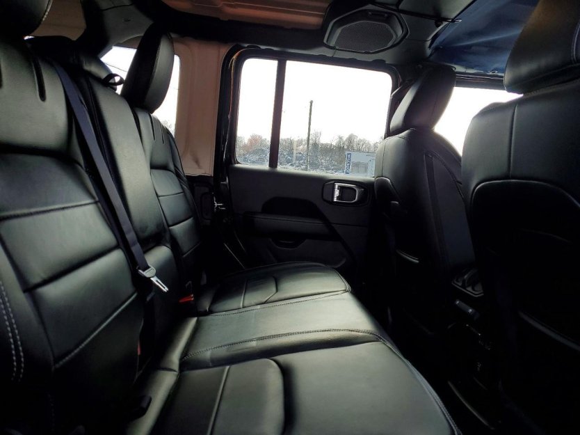 Salvage 2022 Jeep Wrangler Unlimited Sahara 4xe