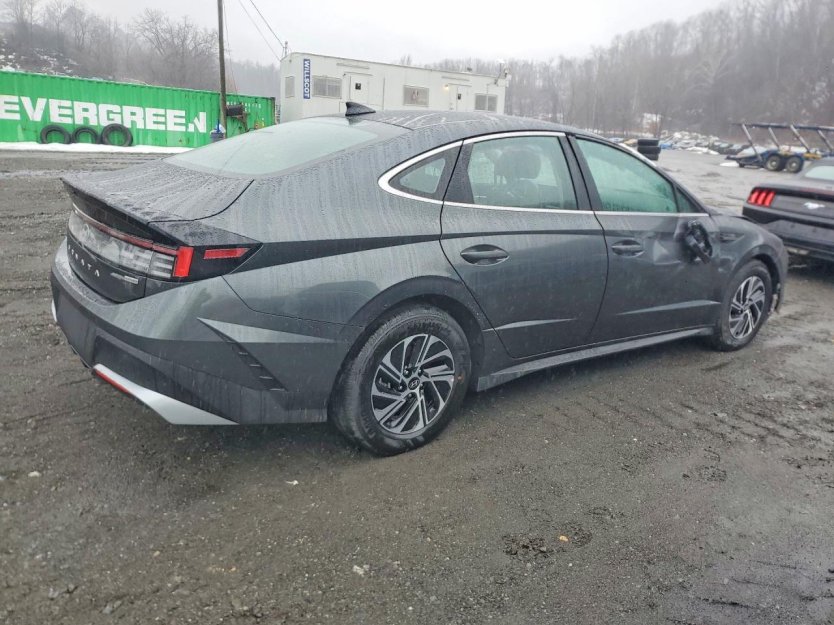 Salvage 2026 Hyundai Sonata Hybrid Blue