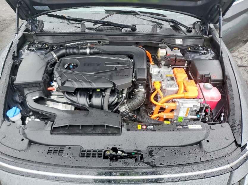 Salvage 2026 Hyundai Sonata Hybrid Blue