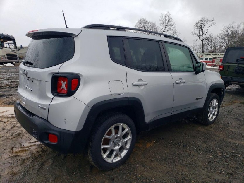 Salvage 2019 Jeep Renegade Latitude