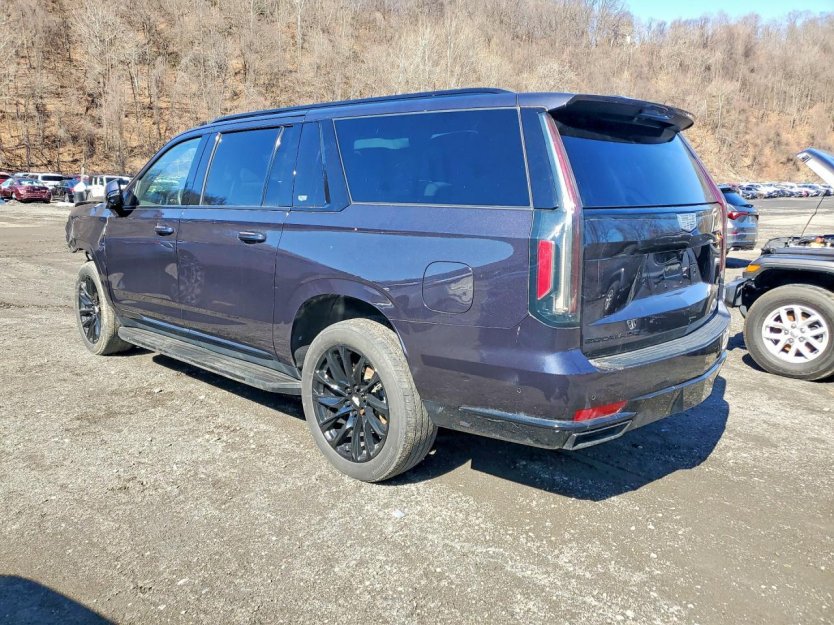 Salvage 2022 Cadillac Escalade Esv Sport