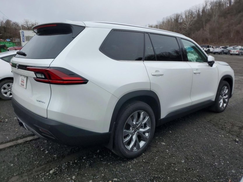 Salvage 2026 Toyota Grand Highlander Limited