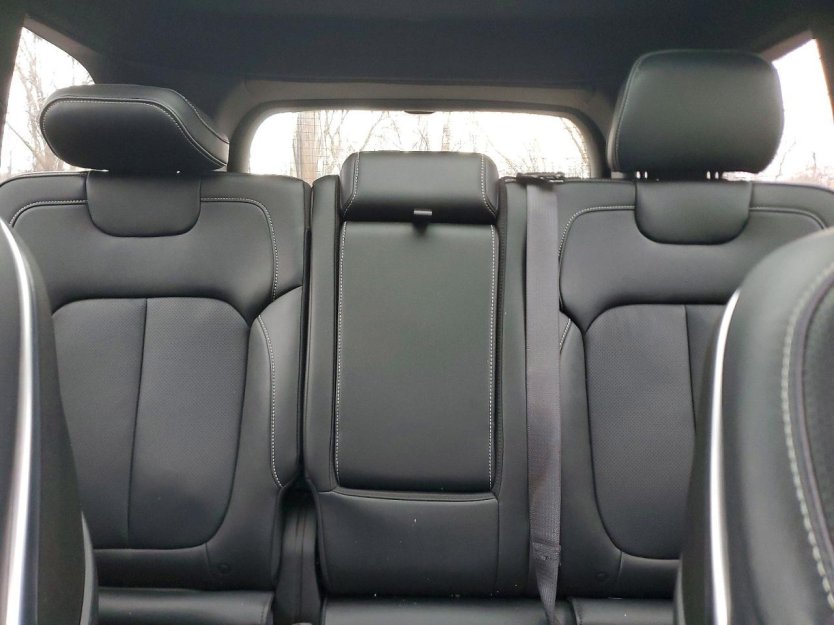 Salvage 2025 Jeep Grand Cherokee Overland