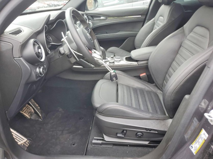 Salvage 2023 Alfa Romeo Quadrifoglio
