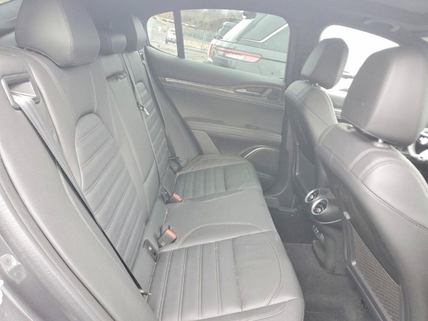 Salvage 2023 Alfa Romeo Quadrifoglio