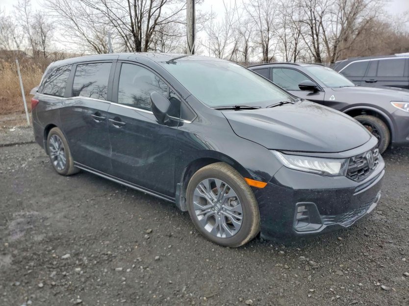 Salvage 2025 Honda Odyssey Touring