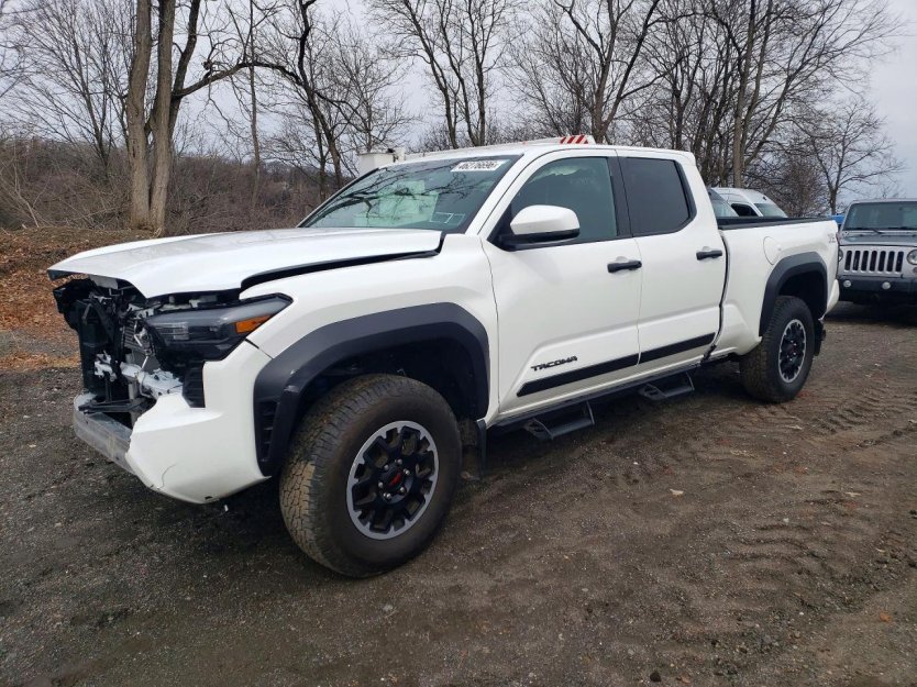 Salvage 2025 Toyota Tacoma Trd Off-road