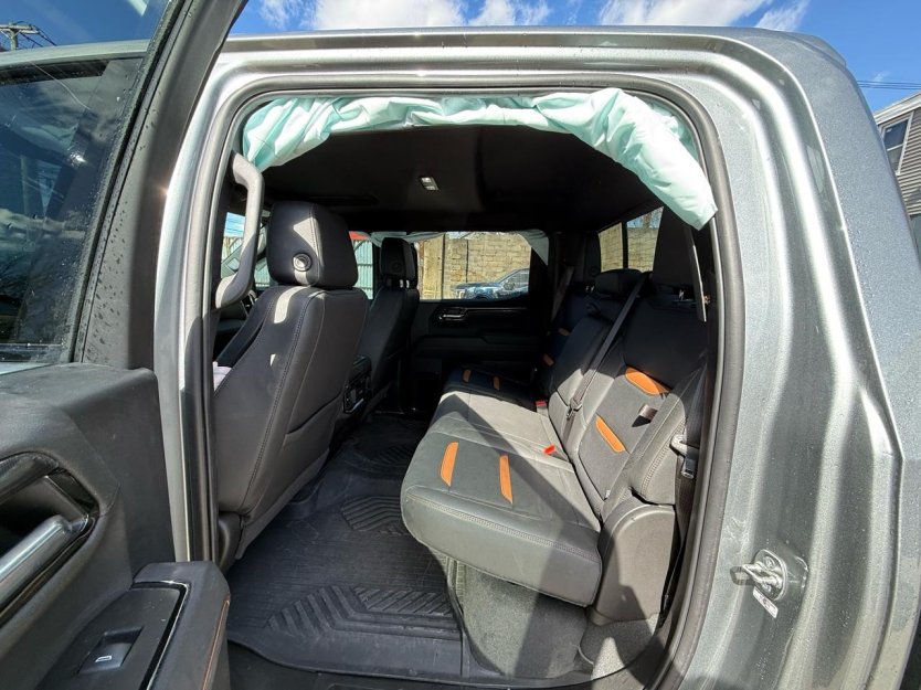 Salvage 2025 Gmc Sierra 1500 At4