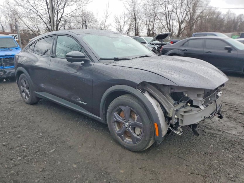Salvage 2022 Ford Mustang Mach-e Select