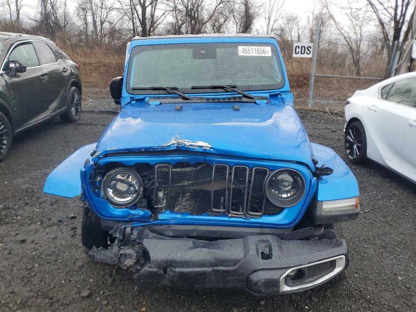 Salvage 2024 Jeep Gladiator 