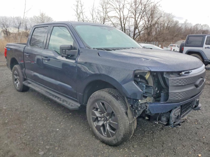 Salvage 2024 Ford F150 Lightning Xlt
