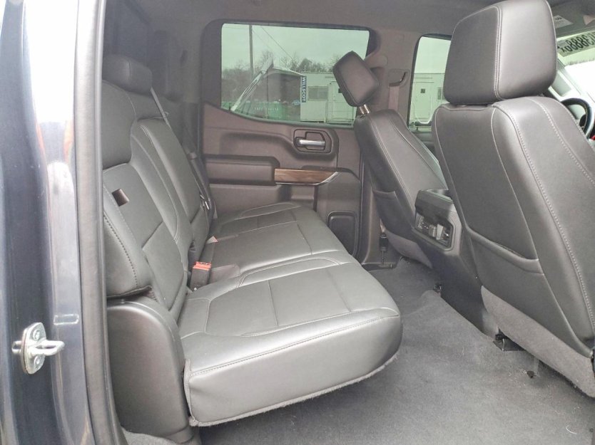 Salvage 2021 Chevrolet Silverado Rst