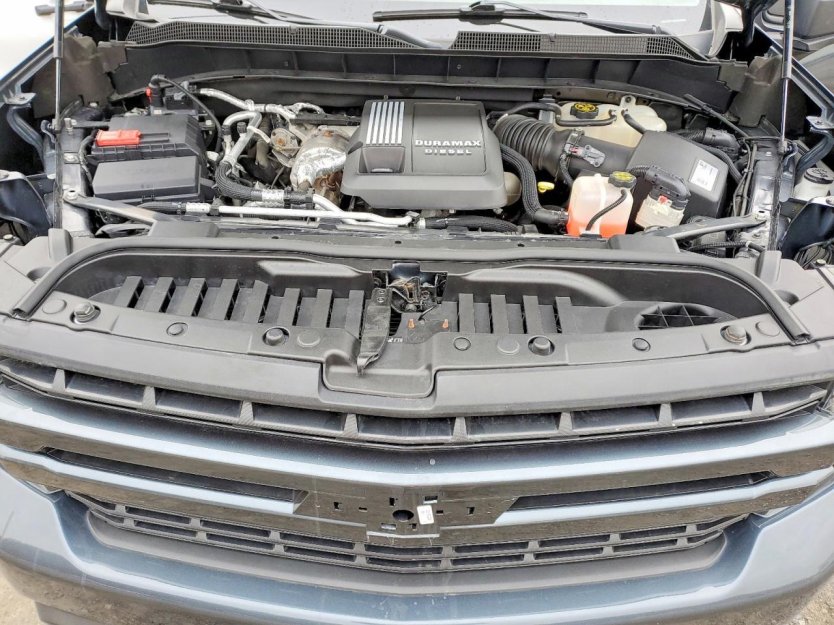 Salvage 2021 Chevrolet Silverado Rst