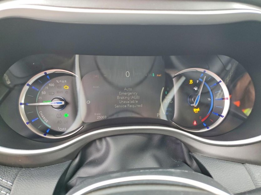 Salvage 2024 Chrysler Pacifica Hybrid Select