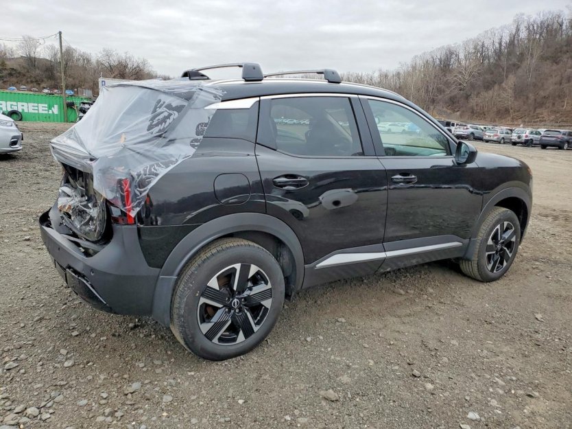 Salvage 2026 Nissan Kicks Sv