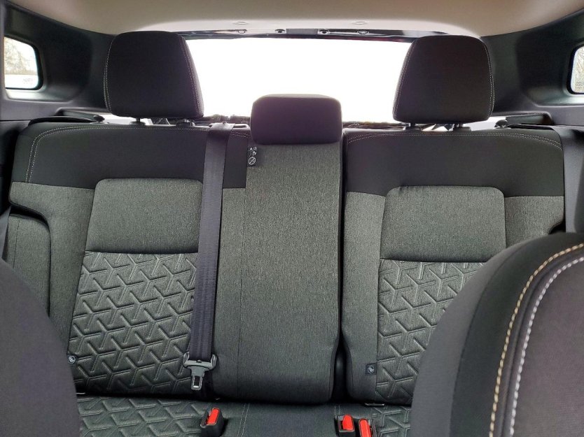 Salvage 2026 Nissan Kicks Sv