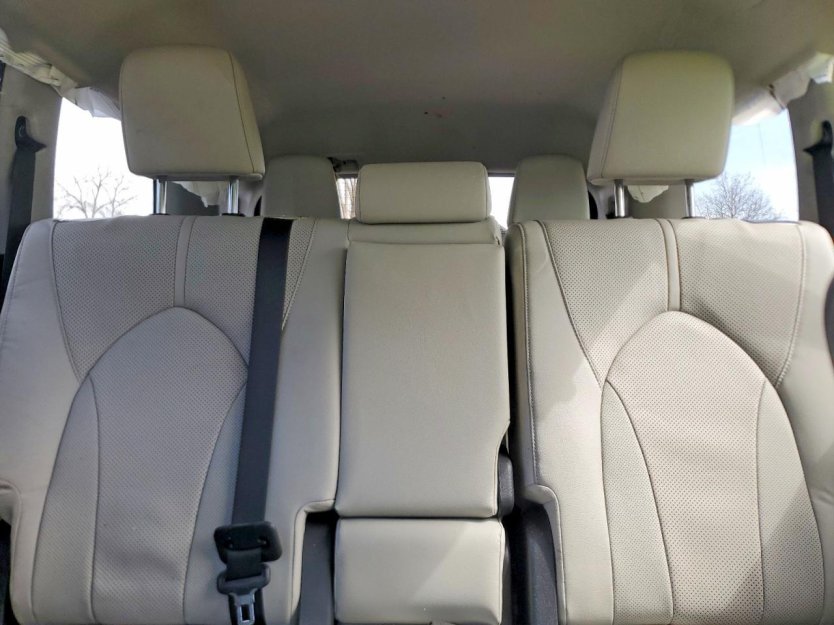 Salvage 2025 Toyota Grand Highlander Limited