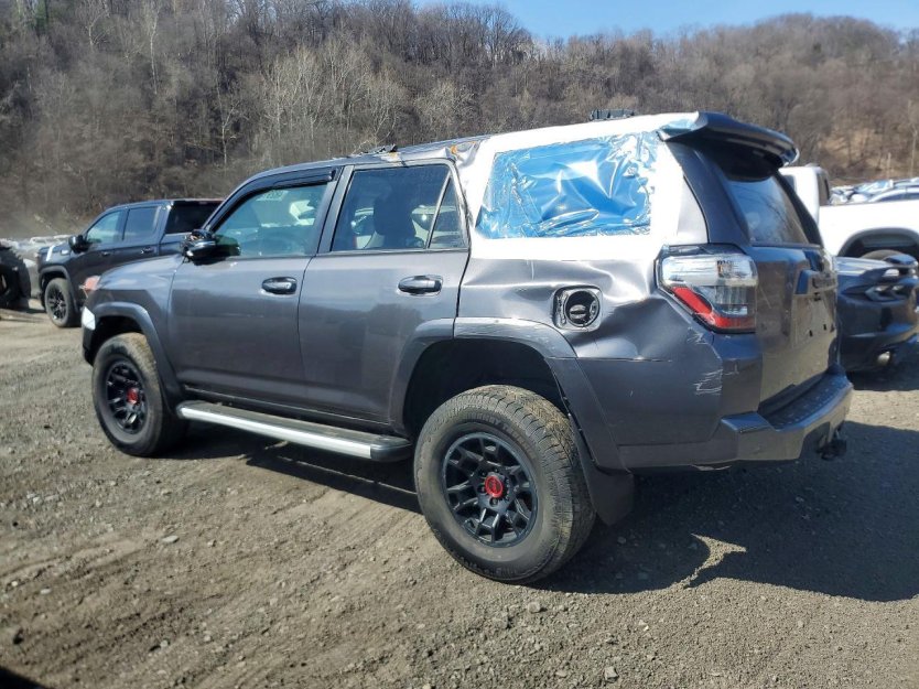Salvage 2022 Toyota 4runner 