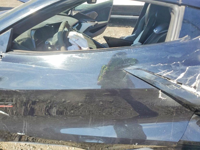 Salvage 2023 Chevrolet Corvette 3lt