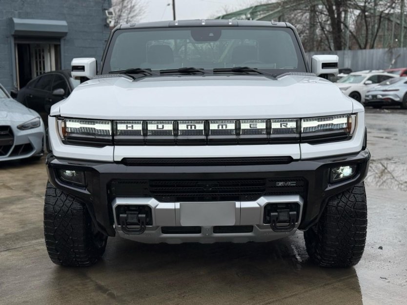 Salvage 2023 Gmc Hummer Edition 1