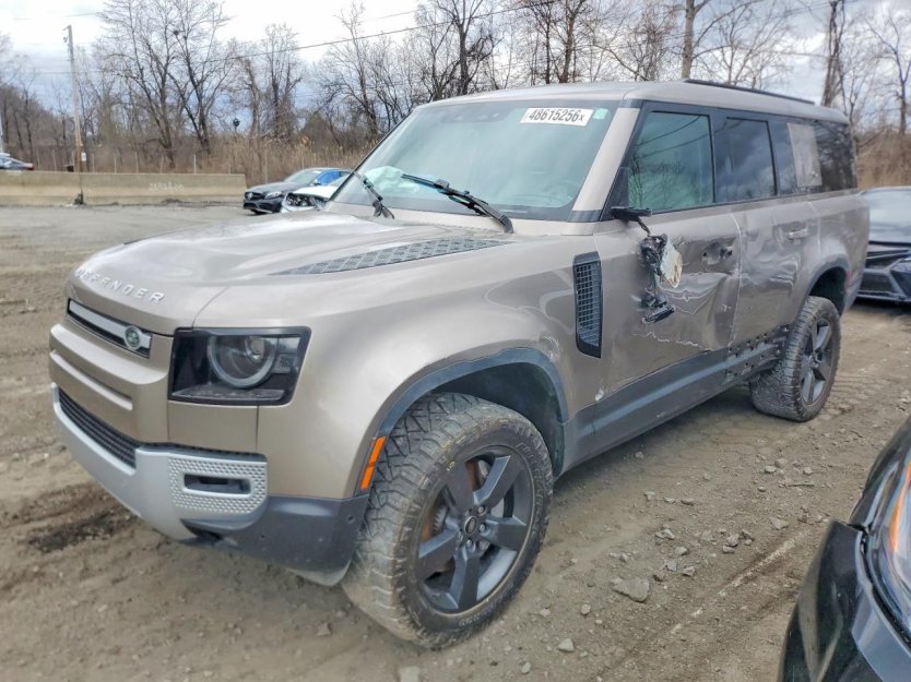 Salvage 2023 Land Rover Defender 130 Se